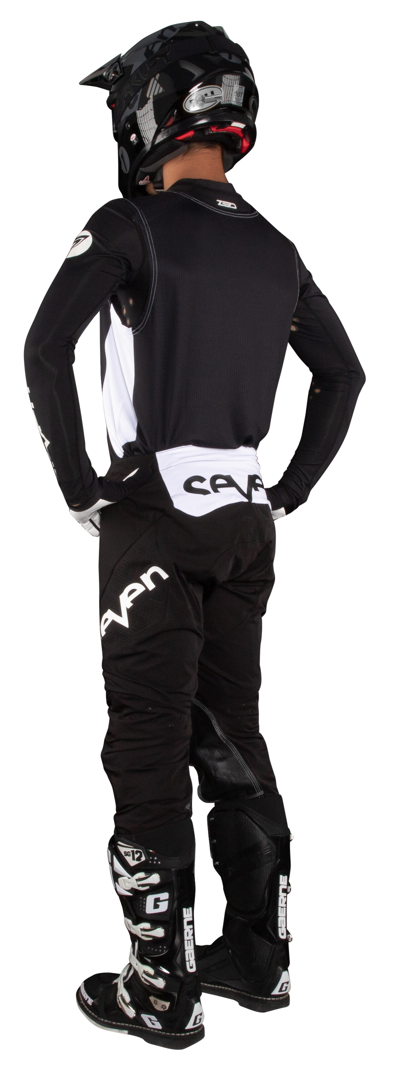 Load image into Gallery viewer, חליפת רכיבה לילדים סבן זירו שחור/לבן SEVEN ZERO Black 22.3