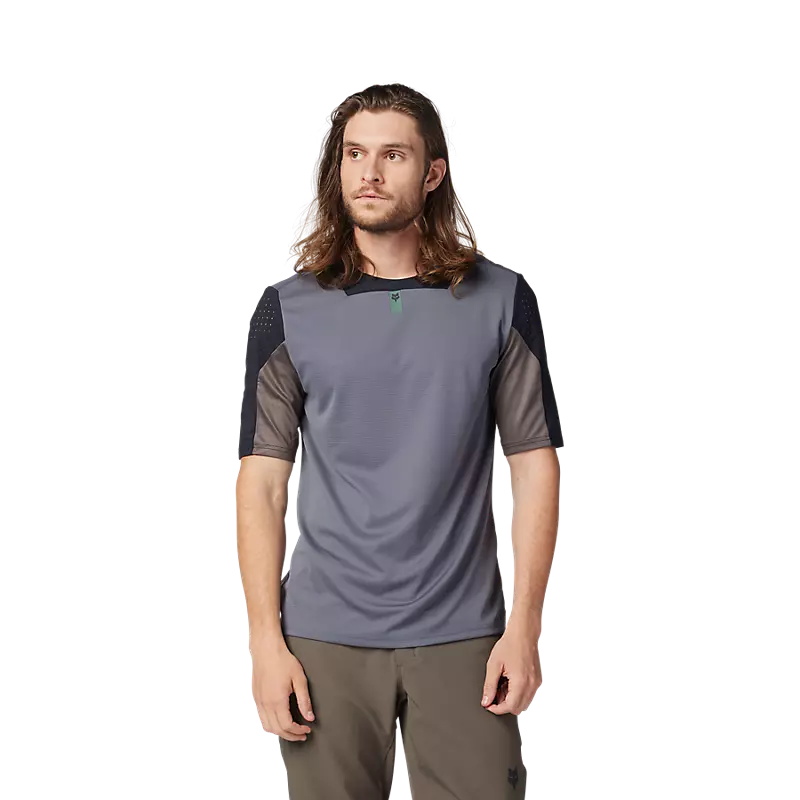 Load image into Gallery viewer, חולצת רכיבה קצרה לאופניים פוקס דיפנד אפור FOX Defend SS