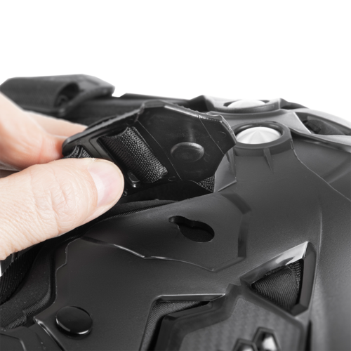 Load image into Gallery viewer, מגן בירכיים אוניל שחור ONEAL PRO IV KNEE GUARD