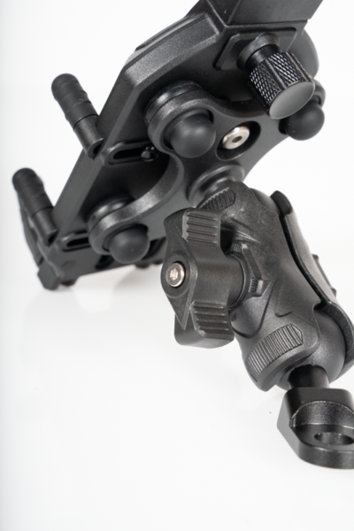 Load image into Gallery viewer, מתקן לטלפון כולל בולם זעזועים למראה KOVIX