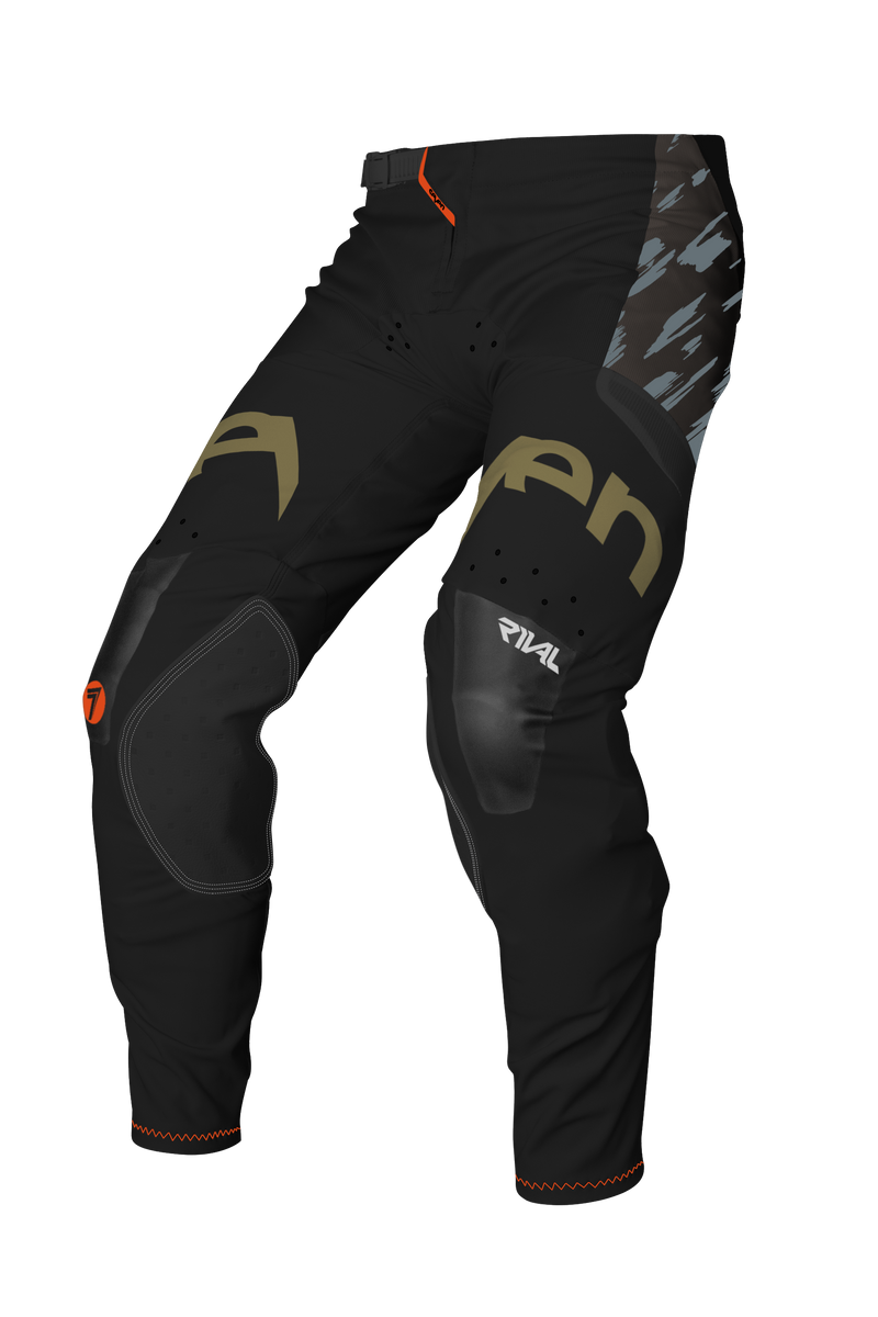 Load image into Gallery viewer, חליפת רכיבה לאופנוע/טרקטורון סבן ריבל SEVEN Rival Clash Black/Brandy V25