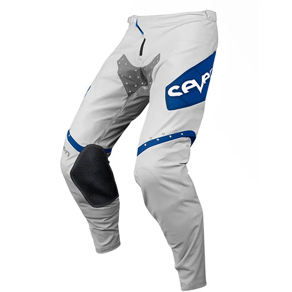 Load image into Gallery viewer, חליפת רכיבה לאופנוע שטח/טרקטורון סבן זירו כחול/לבן Seven Zero Institution V24 White