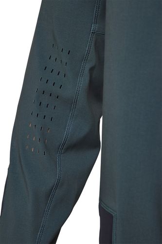 Load image into Gallery viewer, מכנס רכיבה לאופני שטח פוקס דיפנד שחור FOX DEFEND PANT V23