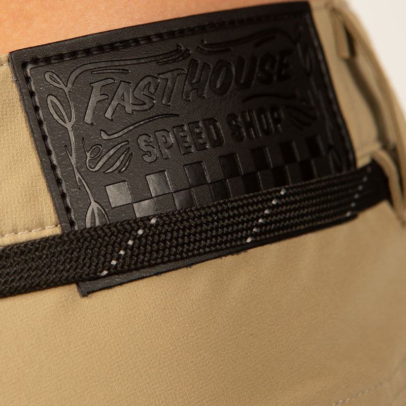 Load image into Gallery viewer, מכנס רכיבה קצר לאופני שטח פסטהאוס חאקי Kicker Short - Grayr Short - Khaki