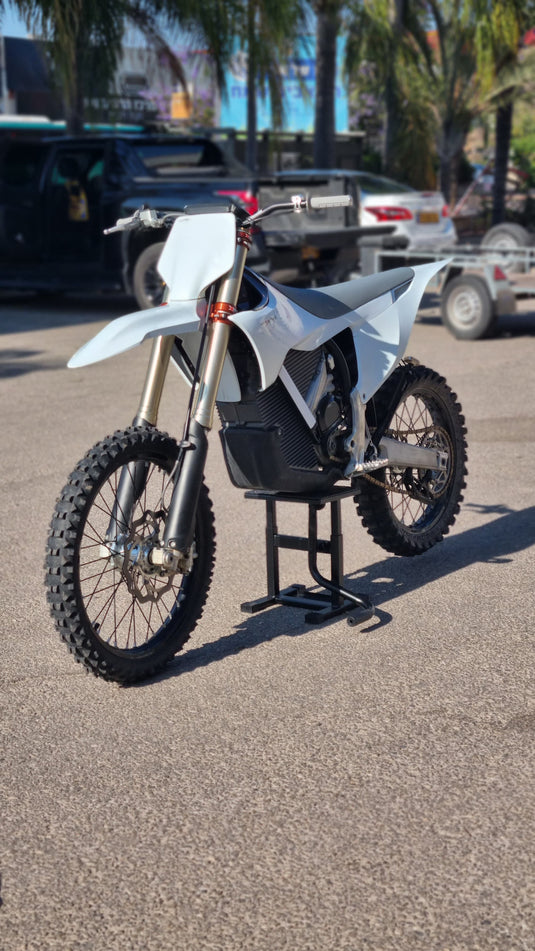 STARK VARG MX ALPHA 80HP 2024 סטארק וארג דגם מוטוקרוס רישוי אפור