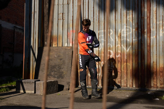 חליפת רכיבה לאופנוע שטח/טרקטורון וואון שחור/כתוםONE X-197 Daze Orange V25